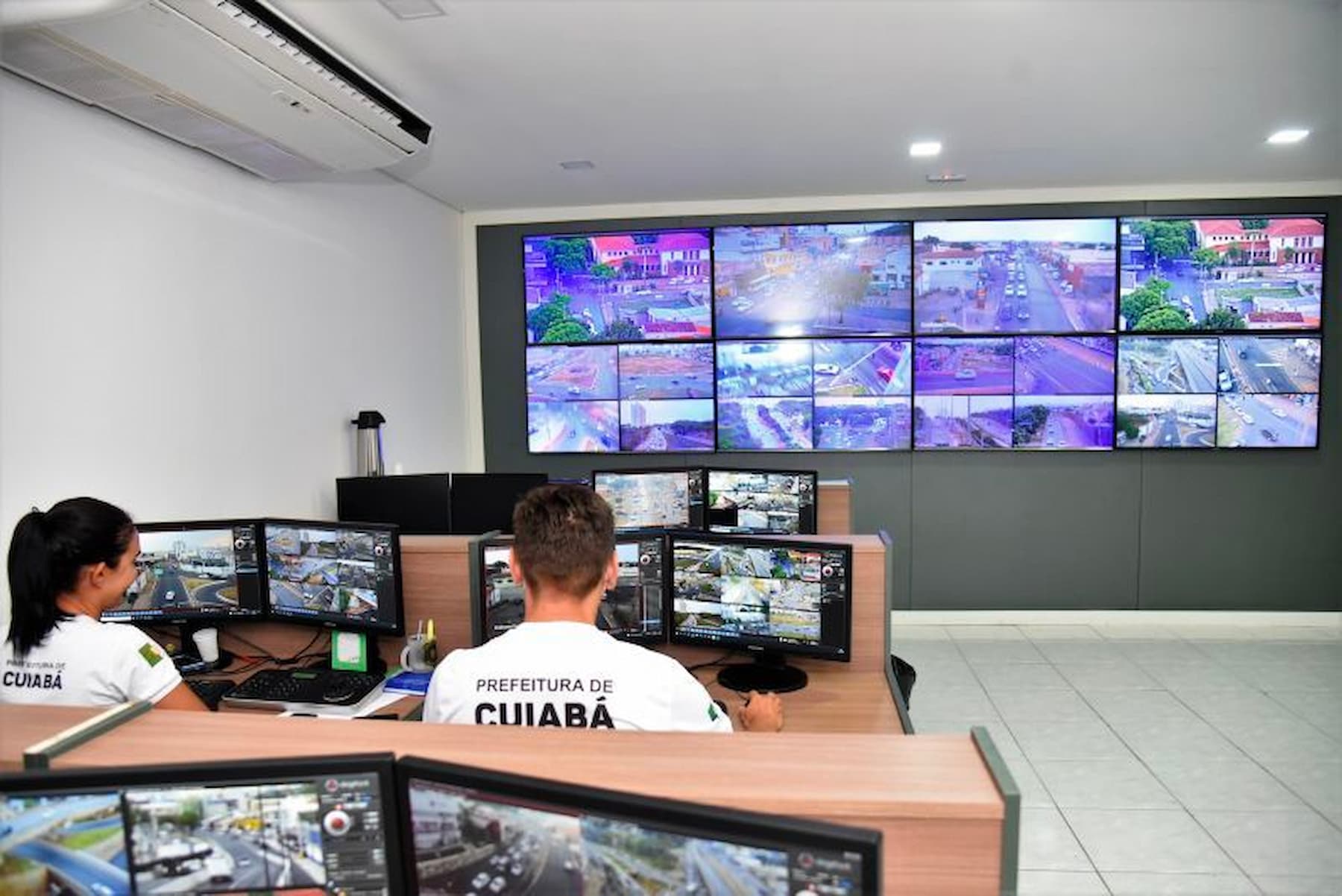 Cuiabá amplia monitoramento de tráfego com 43 câmeras no centro de controle