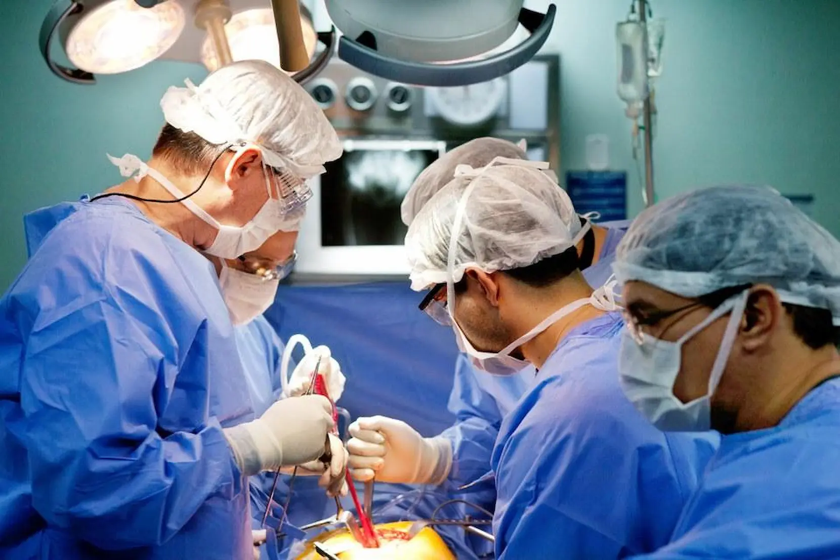 Transplante de coração em São Paulo beneficia paciente após captação