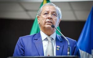 Jayme Campos propõe desidratar Fundo Eleitoral para financiar educação cidadã